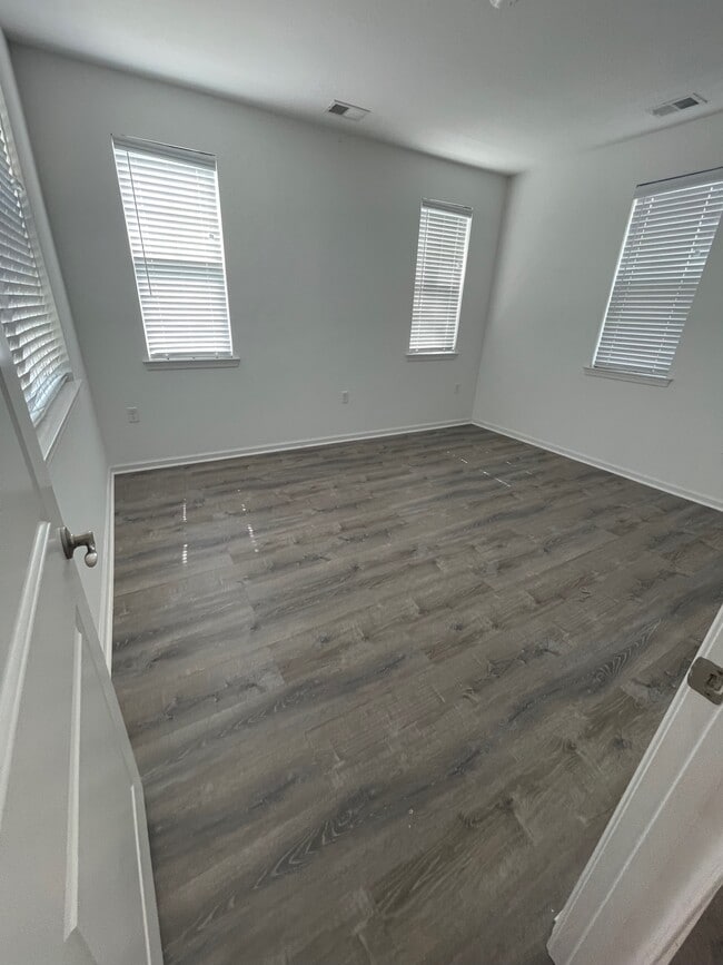 Photo - 4024 Trenwith Ln