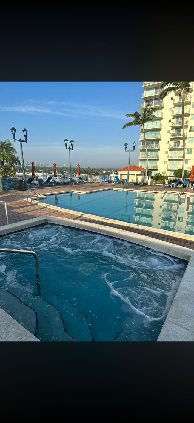 Photo - 3020 NE 32nd Ave Unit 610