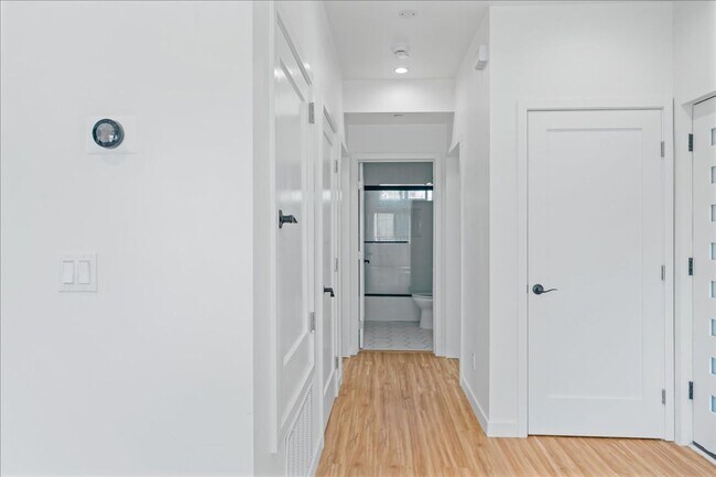 Photo - 4019 Mont Clair St