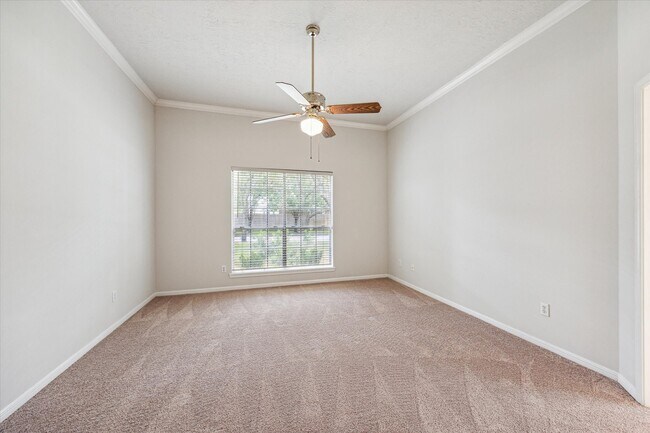 Photo - 6114 Fox Wind Ct