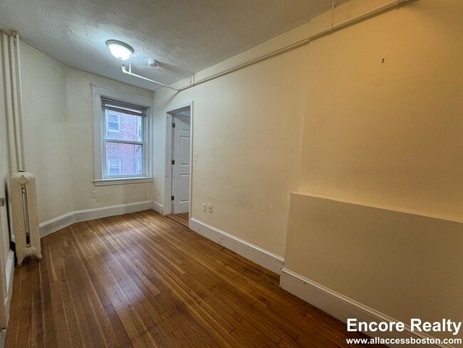 Photo - 1615 Commonwealth Avenue Unit 203