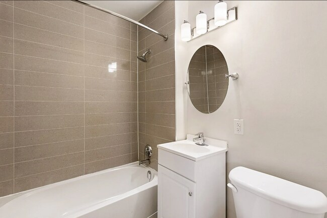 Photo - 2177 Avenue Road