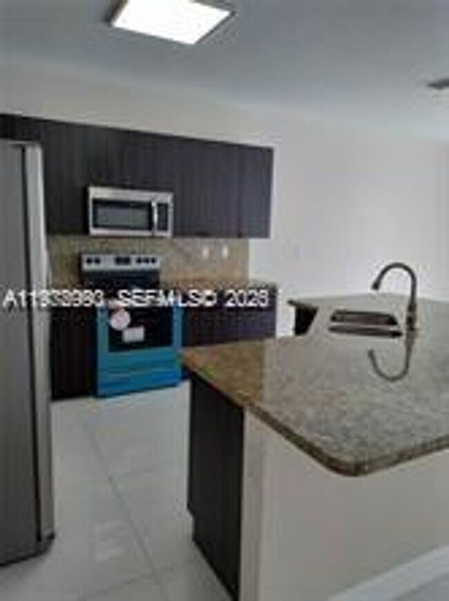 8546 SW 165th Pl