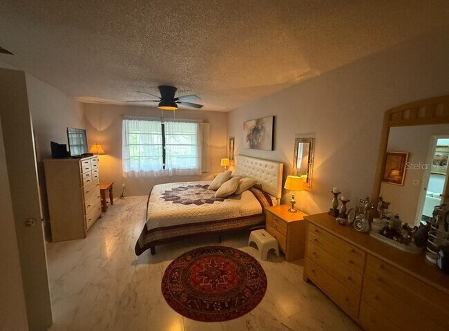 Photo - 2910 63rd St W