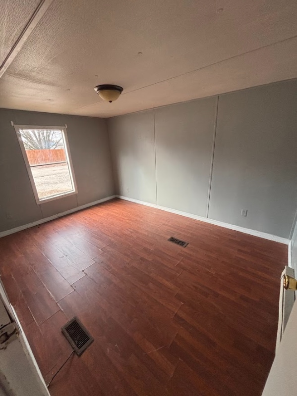 Photo - 135 Sydney Cir