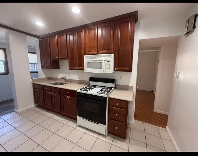 Photo - 130 Wilson Ave Unidad # 2