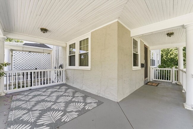 Photo - Available Now – Move-In Ready Paoli Gem With Updated Finishes, Loft Space & Parking