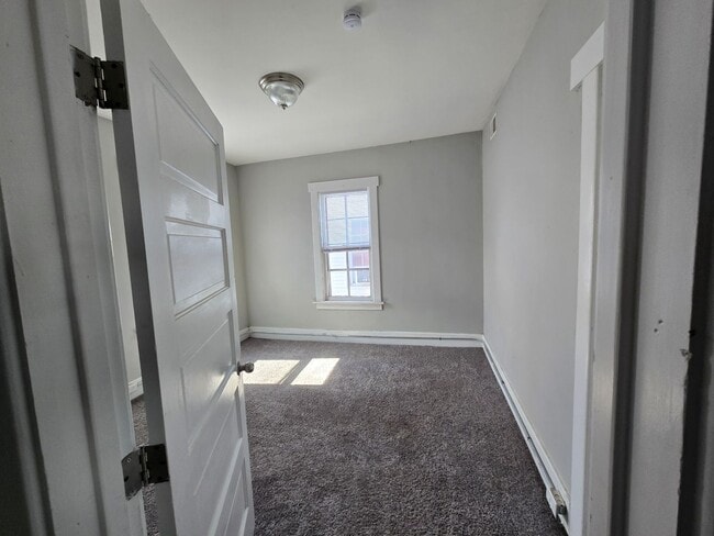 Photo - 5 Bedroom House