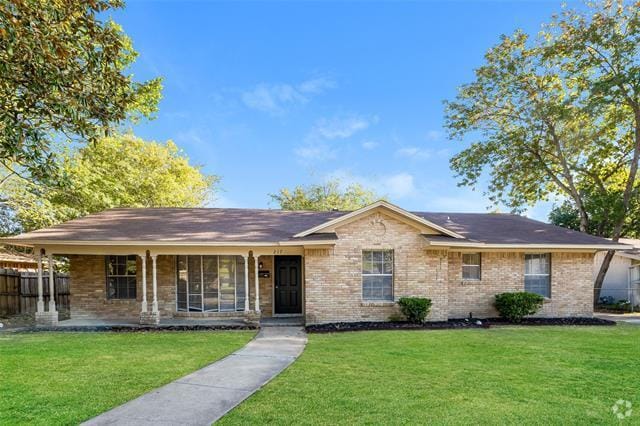 Building Photo - 217 Woodhaven Dr Rental