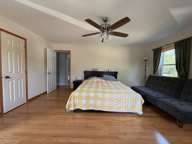 Photo - 361 Chicory Ln