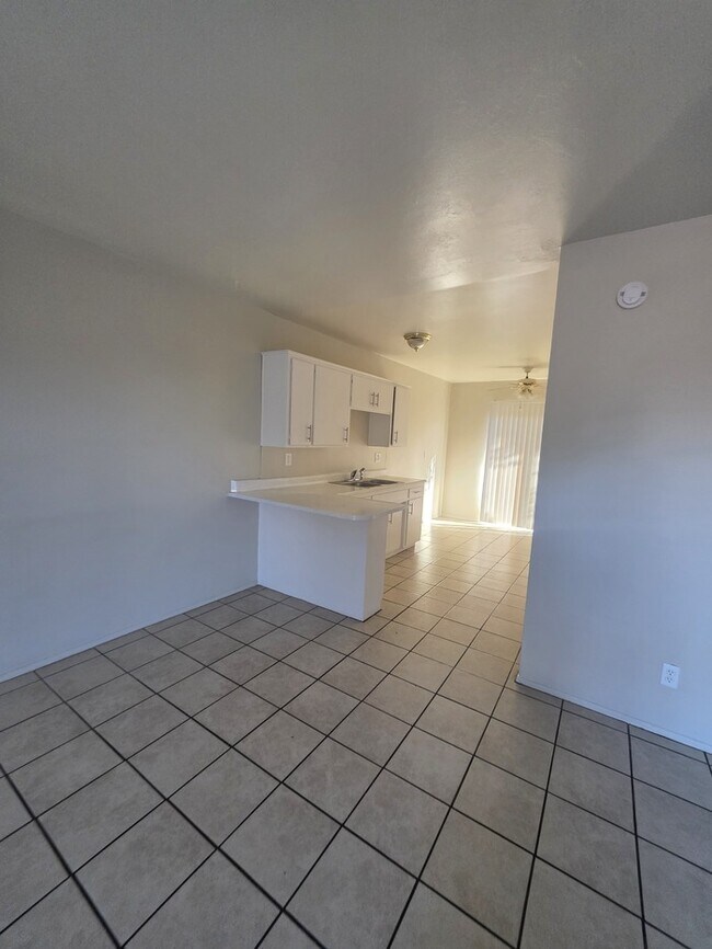 Photo - 1558 N Craycroft Rd