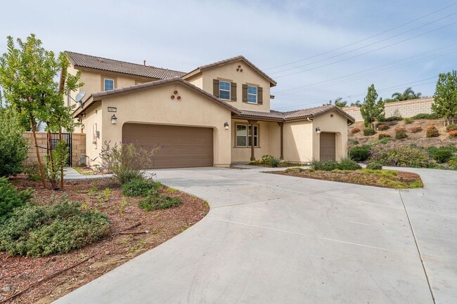 Photo - 6807 Rangeley Wy