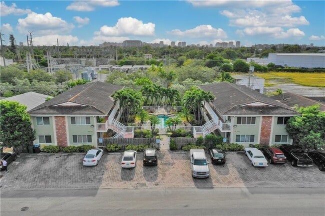 Photo - 1424 Holly Heights Dr Unit 5
