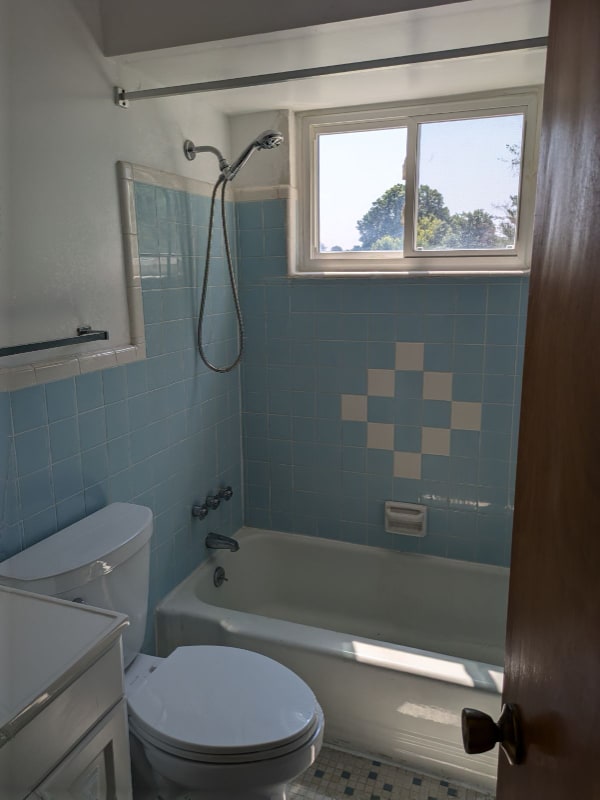 Photo - 3553 W Galbraith Rd Unit Apartment 4
