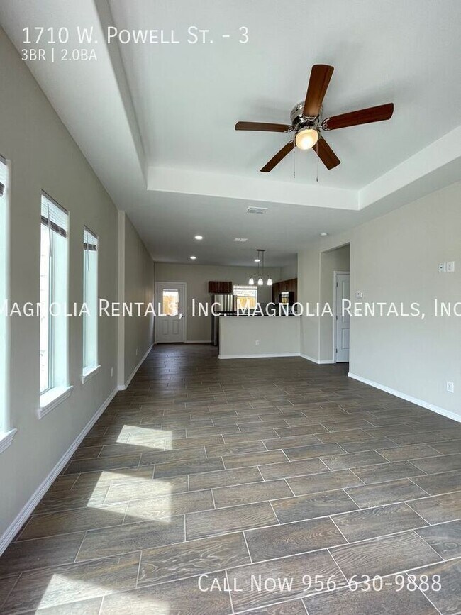 Photo - 1st Month Free with 13 Month Lease Unidad 3