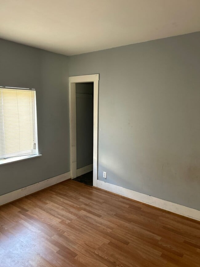 Photo - 14 Gerdon Ave Unit Lower