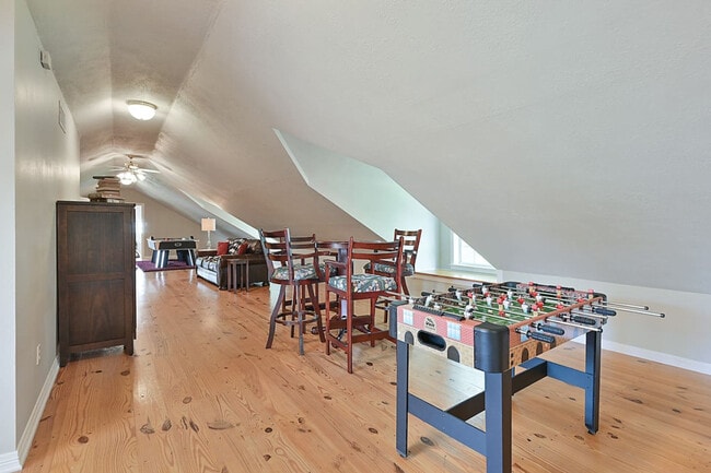 Building Photo - 5294 Koppe Bridge Rd Unit ID1328050P
