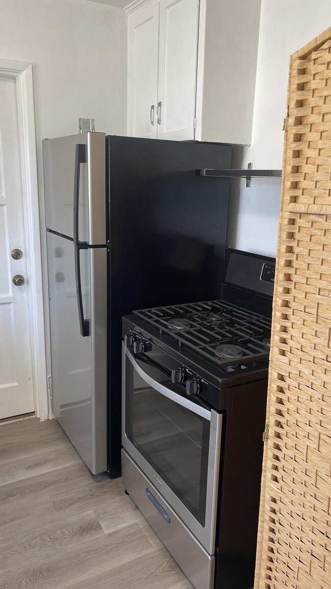 Photo - 2475 Silver Lake Blvd Unit 2475-C