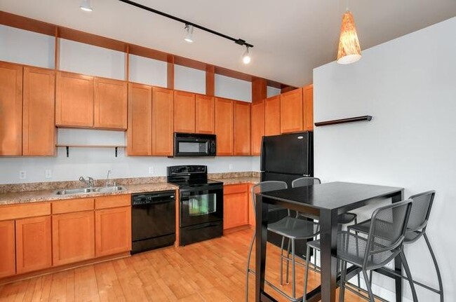 Photo - 7700 E 29th Ave Unidad 311