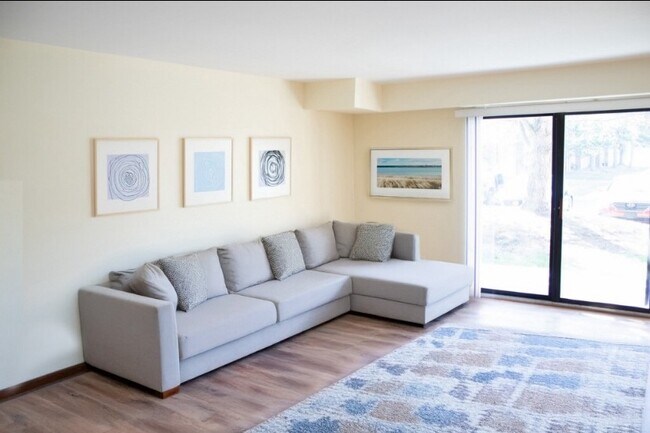 Photo - Greenwoods Apartments