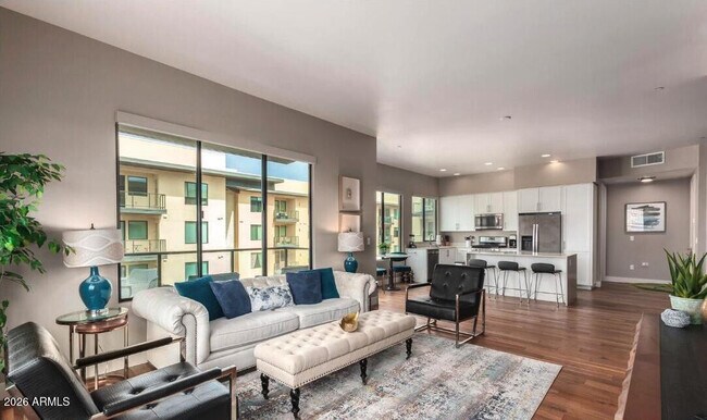 Building Photo - 7300 E Earll Dr Unit 3012