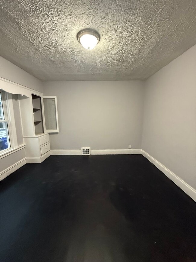 Photo - 18906 Ironwood Ave Unidad DN