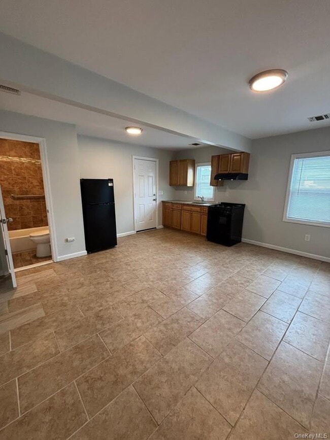 101 Miramar Ave