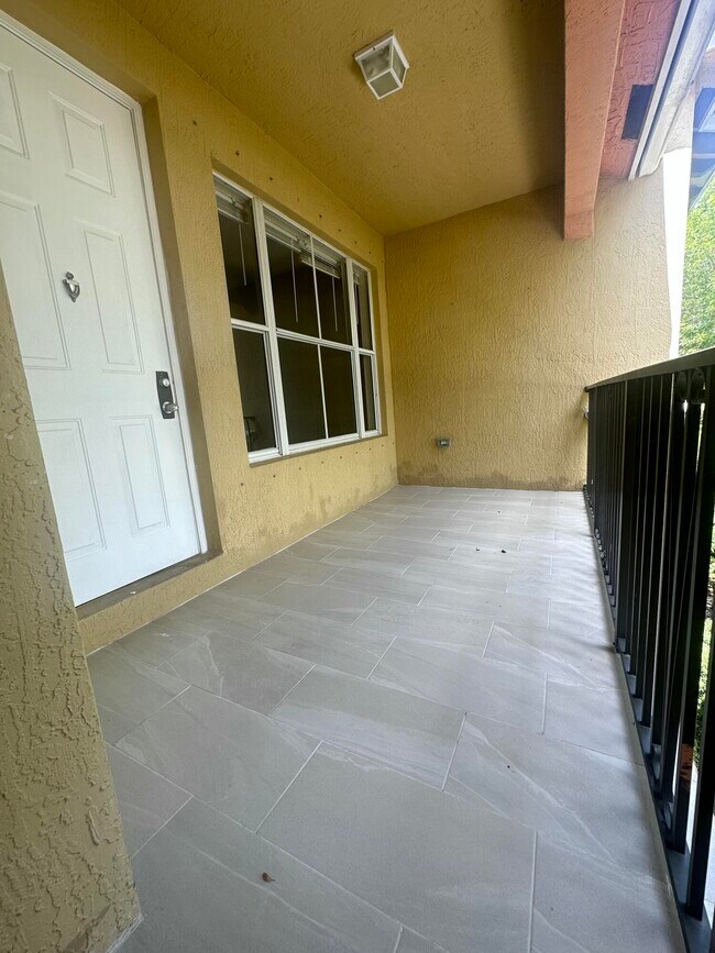 Photo - 3569 Forest Hill Blvd Unit 110