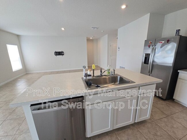 Photo - 670 Eagle Landing Blvd