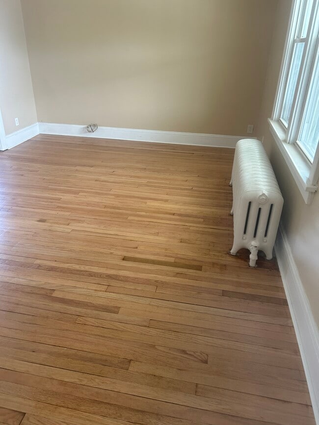 Building Photo - 509 New Scotland Ave Unit Apartment 2