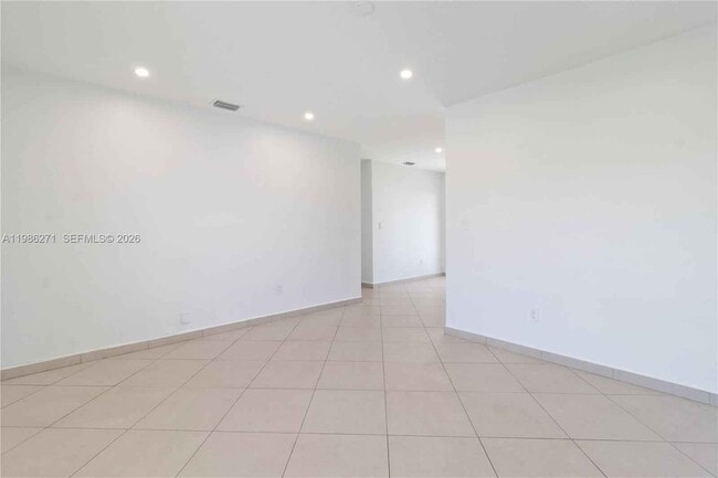 Photo - 5420 NW 182nd St