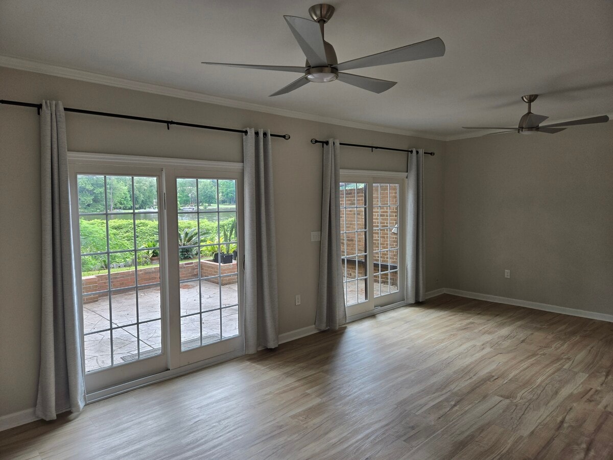 Photo - 5027 Forest Lake Pl