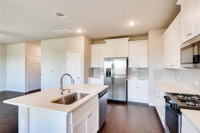 Photo - 11925 Caithness Way