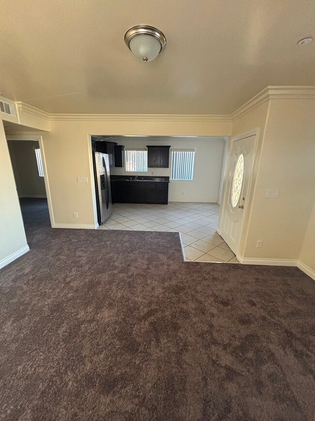 Photo - 314 W 65th St