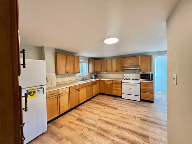 Photo - 209 Riverside Ave Townhome