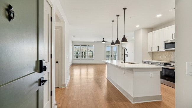 Photo - Merritt Apartments