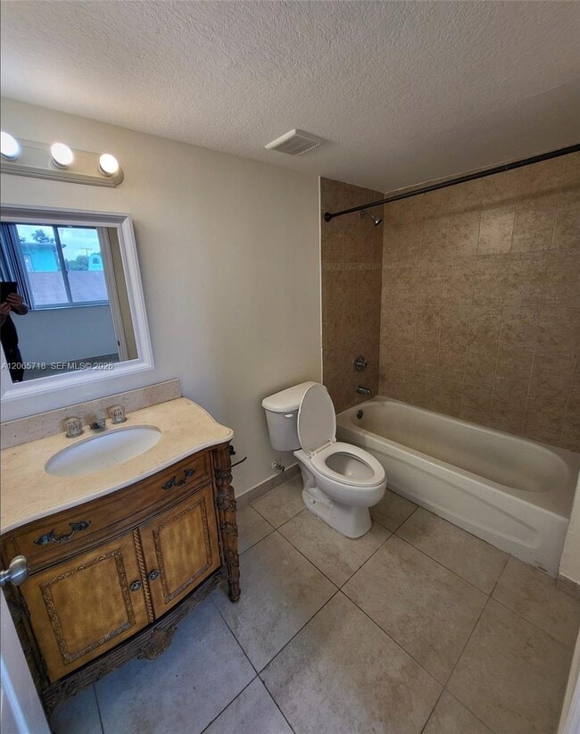 Photo - 2647 NW 25th Ave Unit 511
