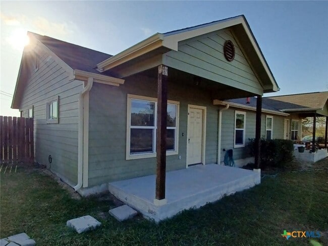 Building Photo - 701 Horace Howard Dr Rental