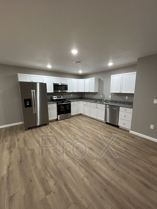 Photo - 716 Columbus St Unit A