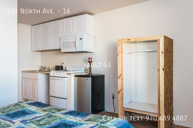 Building Photo - 333 North Ave Unit 16