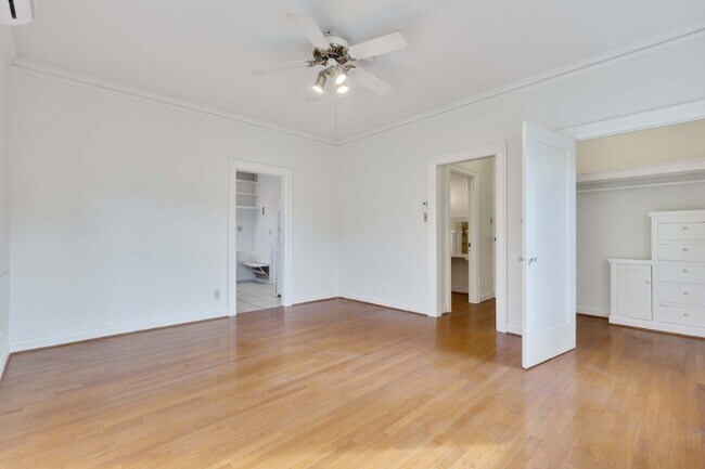 Photo - 5121 1/2 Eagle Rock Blvd Unit E