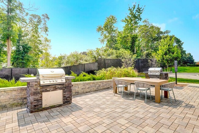 Outdoor Patio with Grills - The Point at Weymouth