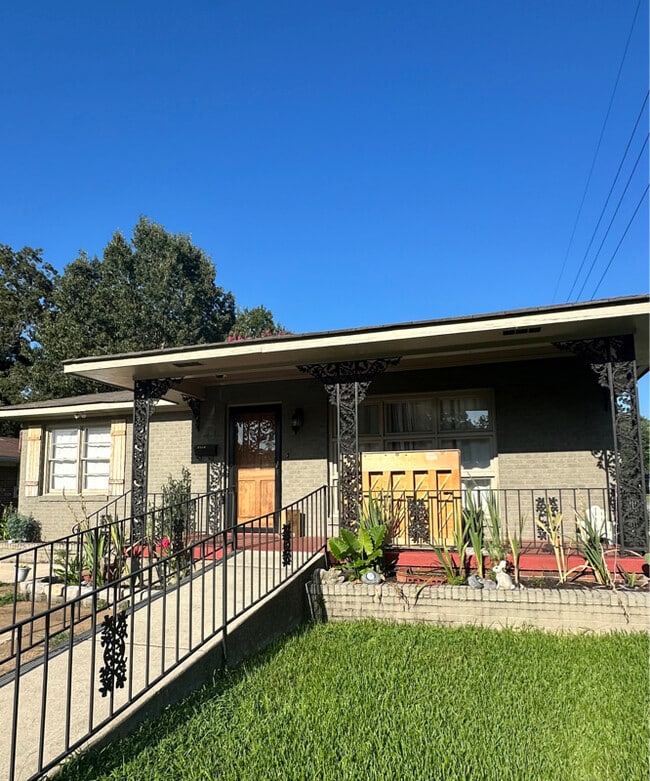 Photo - 1124 8th Ave SE Casa