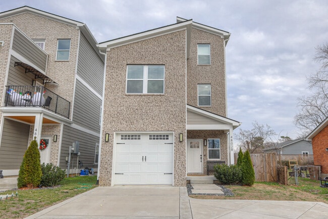 Building Photo - 4802B Citrus Dr