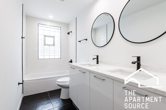 Photo - 1426 W Jonquil Ter Unit 3A