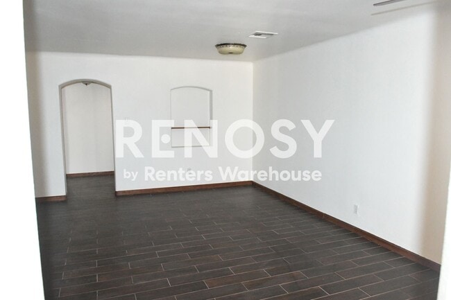 325 W Highland Ave