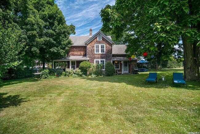 Photo - 640 Orchard St