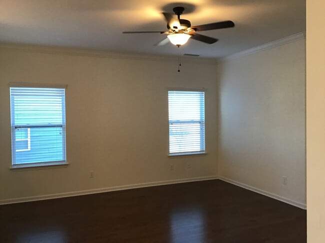 Photo - 2114 Atwell Glen Ln