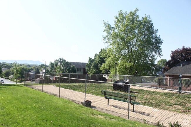 Building Photo - 2 bedroom Condo for rent! Available this A...