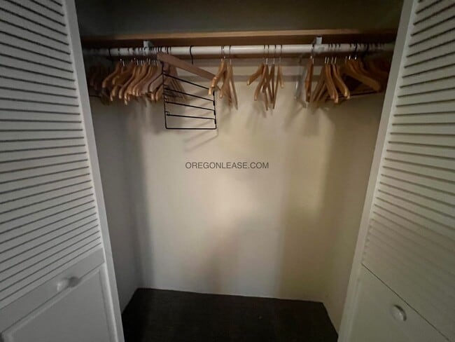 510 1/2 E 12th ave Apt A